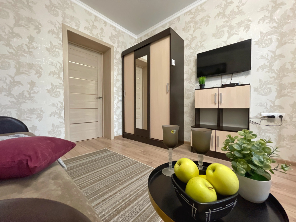 Двухкомнатные Апартаменты Люкс на 7 человек в курортной зоне Ессентуков