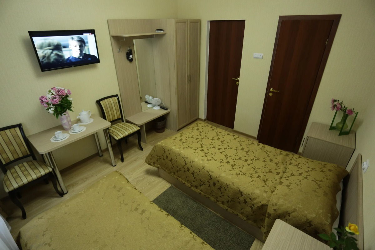 Отель Астра