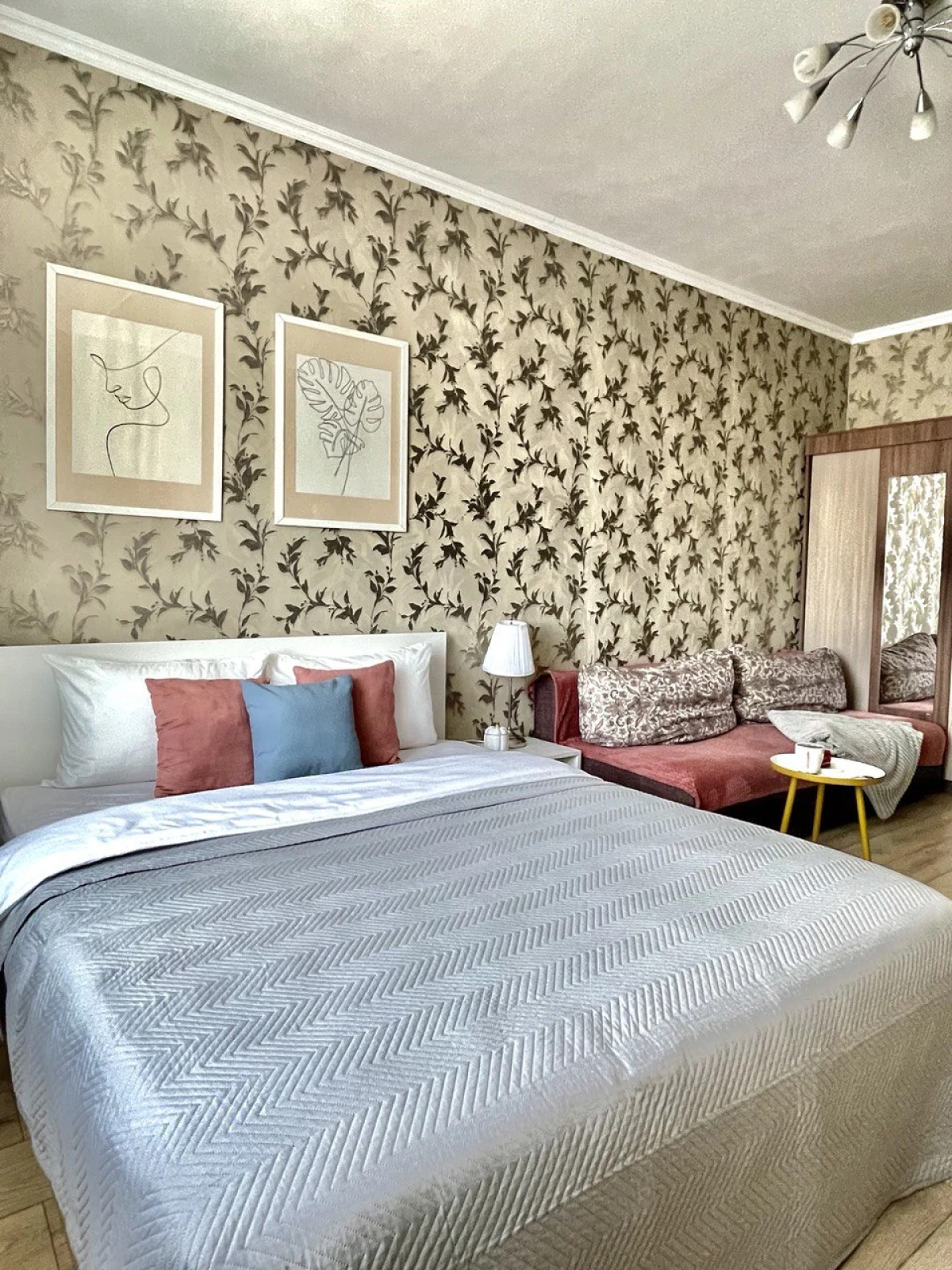 Апартаменты Апрель на Чапаева 59