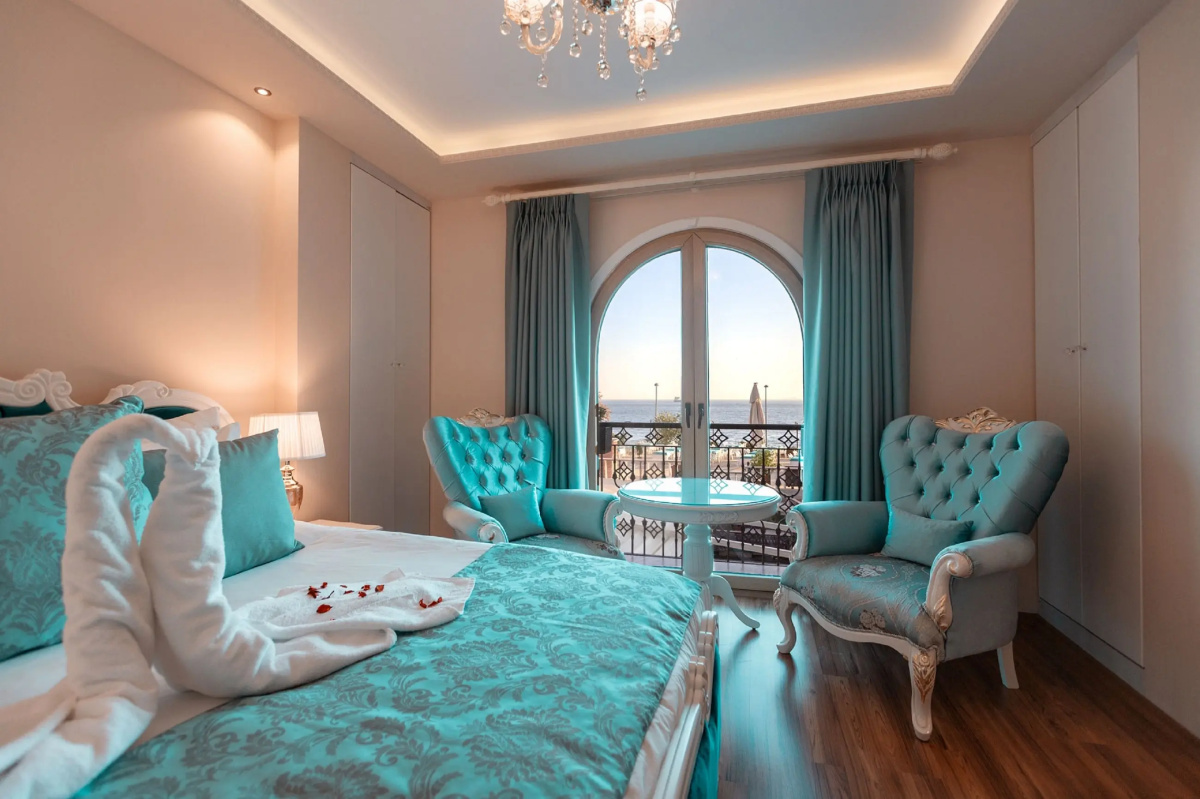 Отель Seven Hills Palace