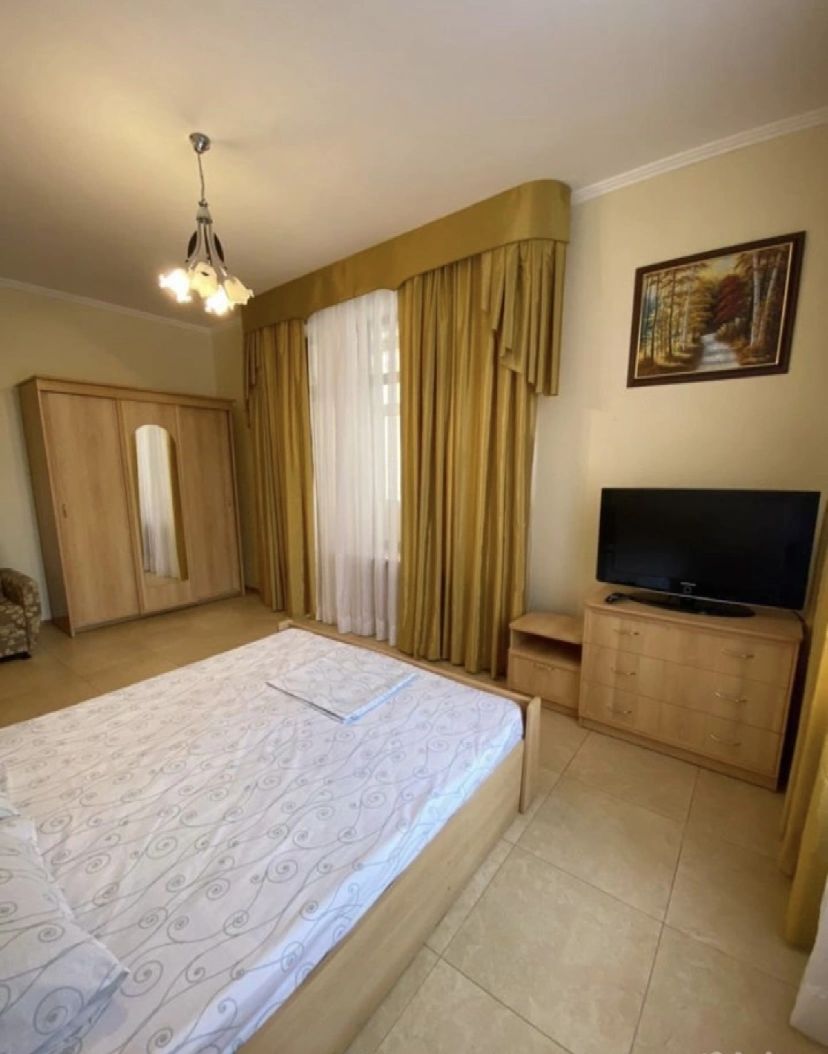 Апартаменты Элитная трехкомнатная квартира