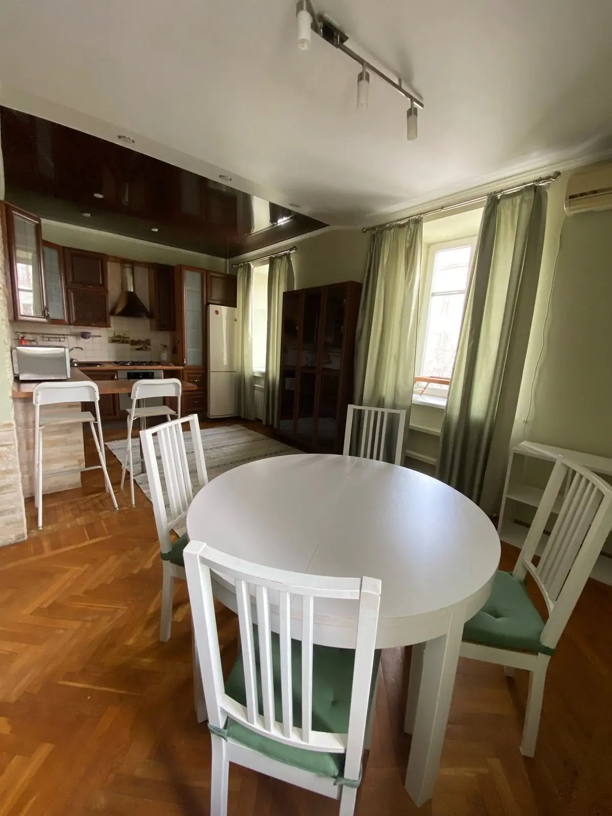 Квартира Трехкомнатная в Центре Уфы