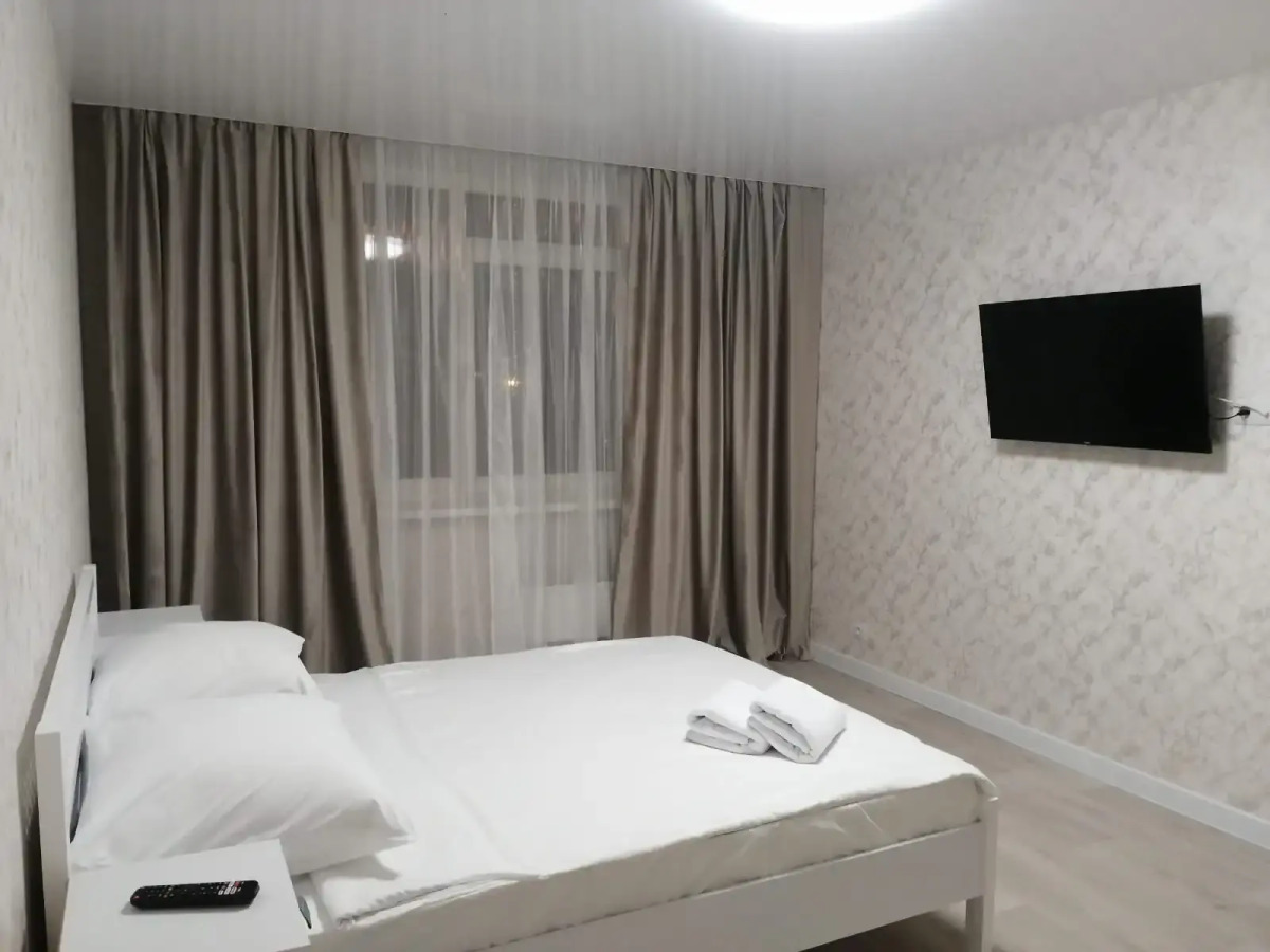 Апартаменты Двухкомнатная Квартира на Алексеева 27