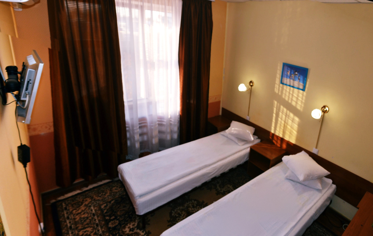 Отель Абсолют