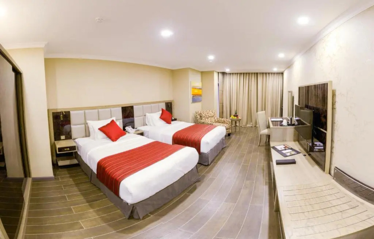 Отель Ramada by Wyndham Bishkek Centre