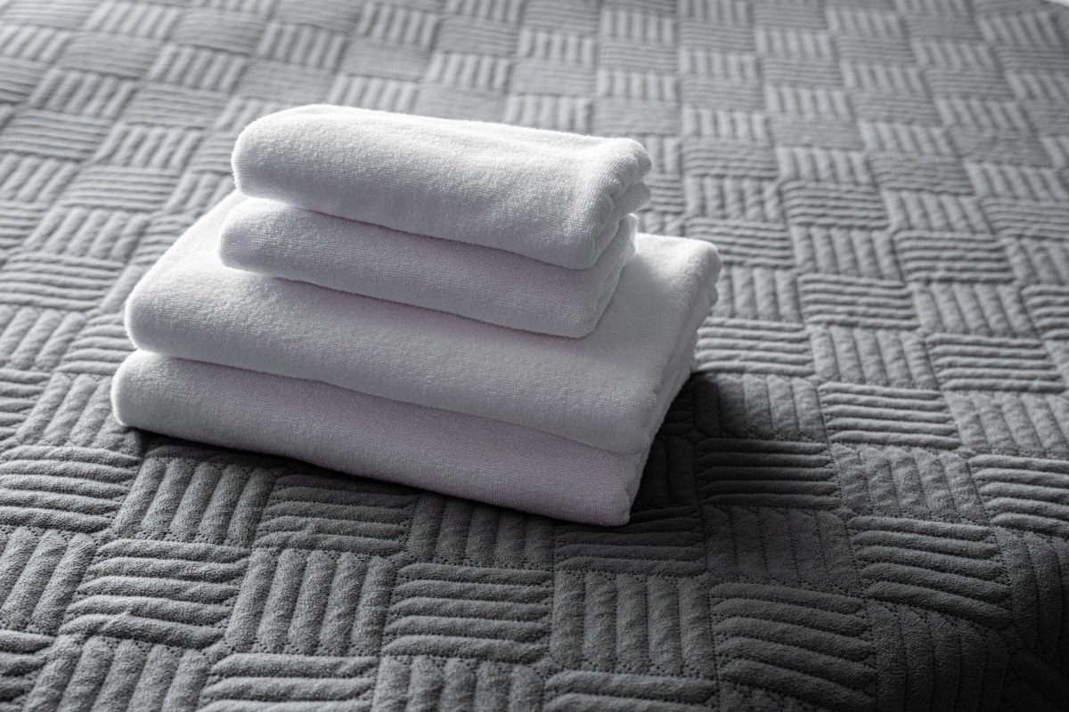 Апартаменты Lalapart Wooden Loft с дизайнерским ремонтом в ЖК Лайнер