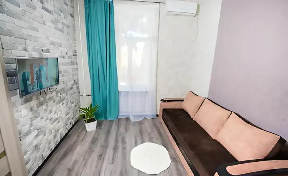 Апартаменты с Новым Ремонтом в Центре Сочи