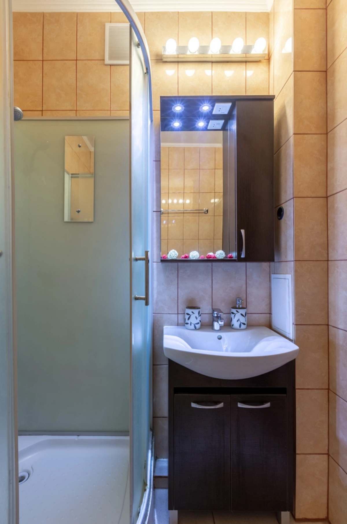 Апартаменты Кварт-Отель, Оружейный пер., 5 (2)