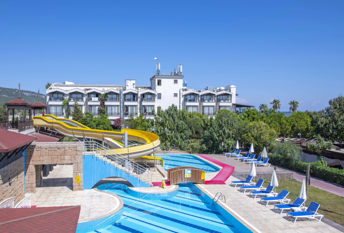 Курортный отель Armas Labada