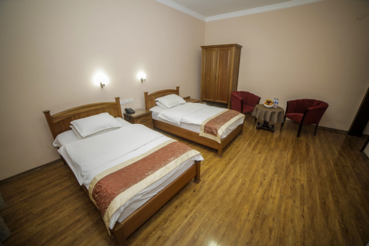 Отель Vella Elegant