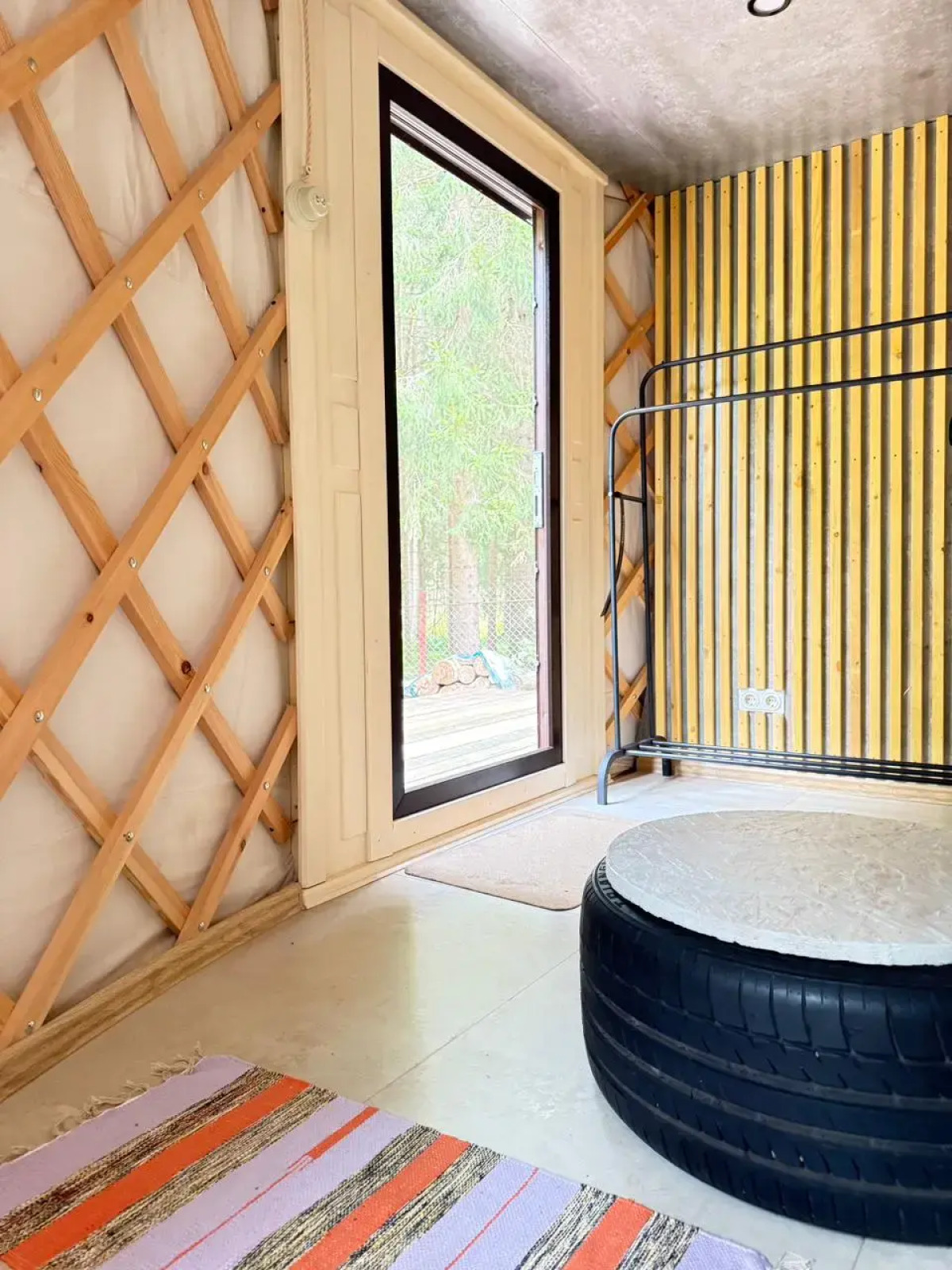 Частный дом Юрта среди сосен