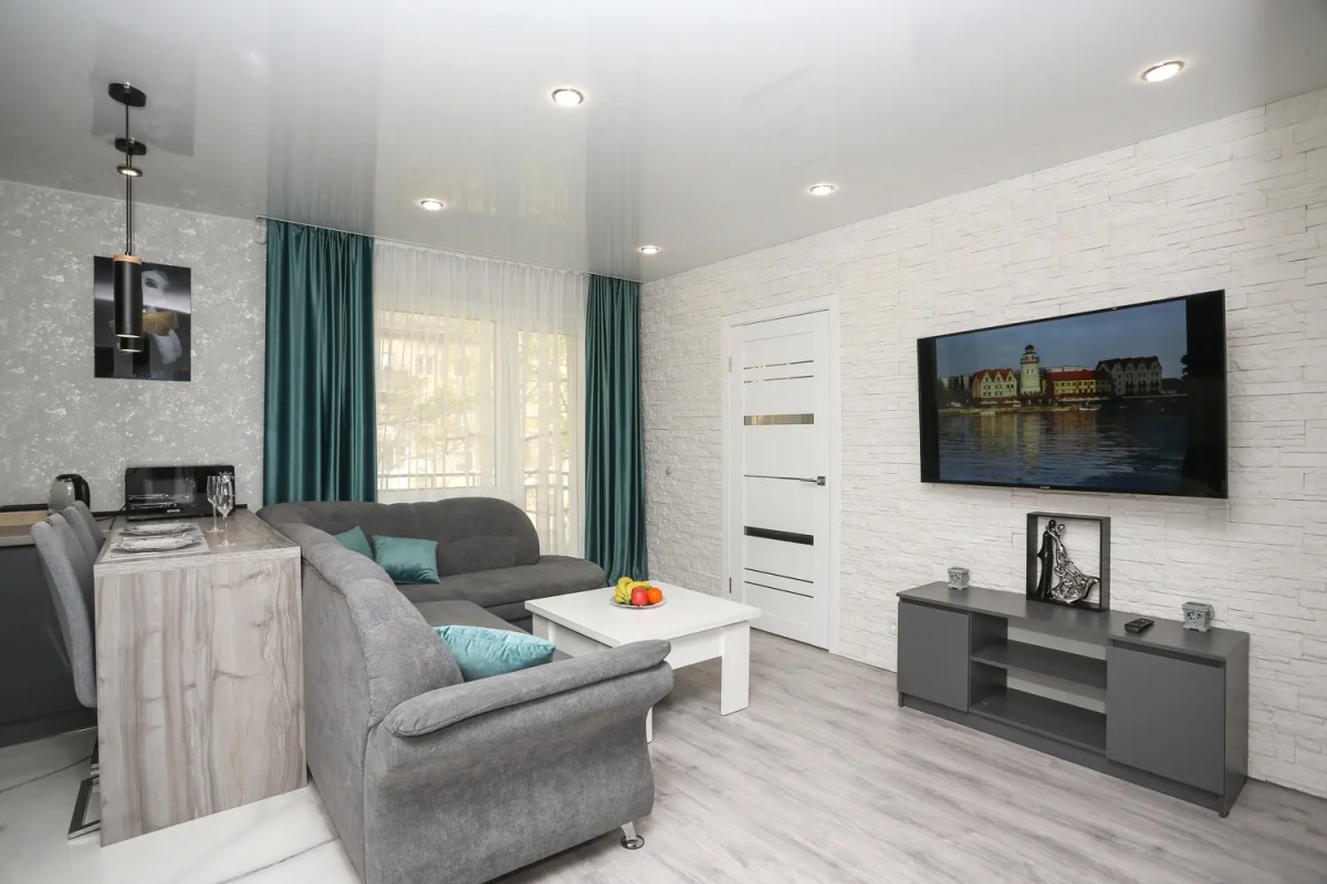 Квартира на Салтыкова-Щедрина 7