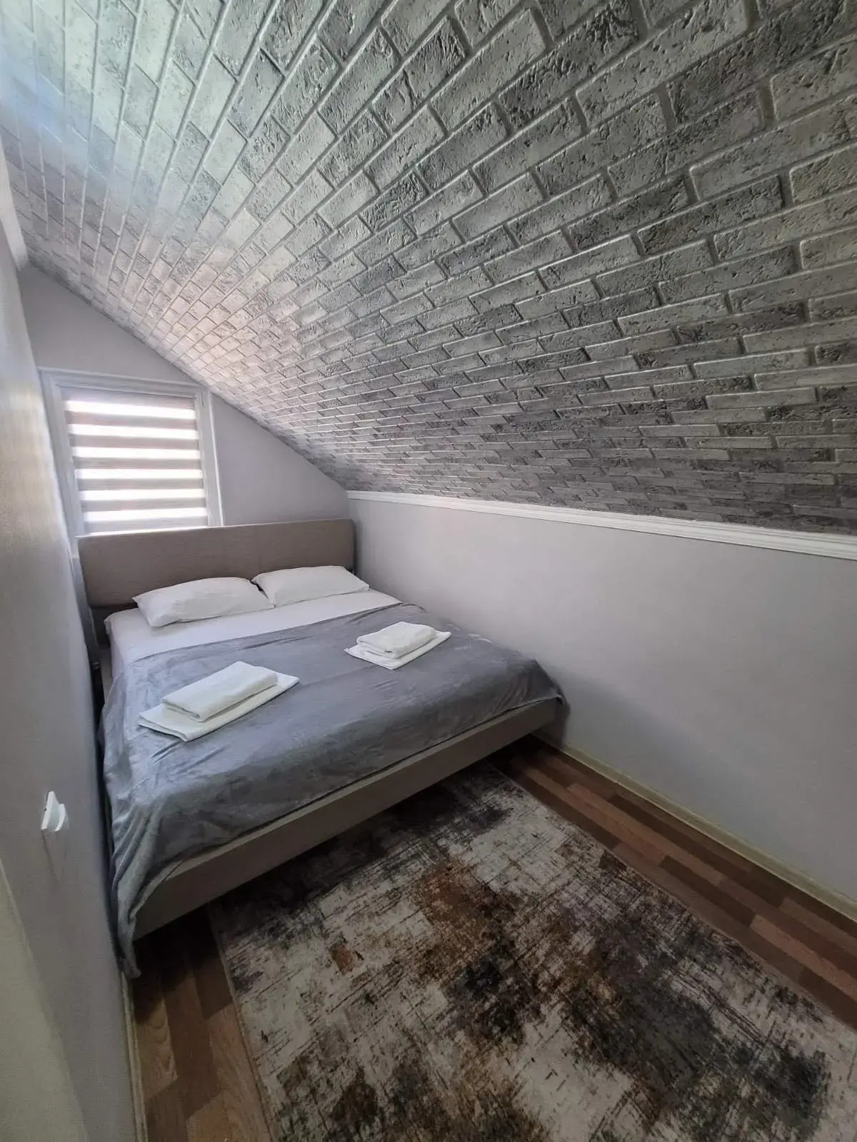 Апартаменты Двухуровневые апартаменты около музея ангелов