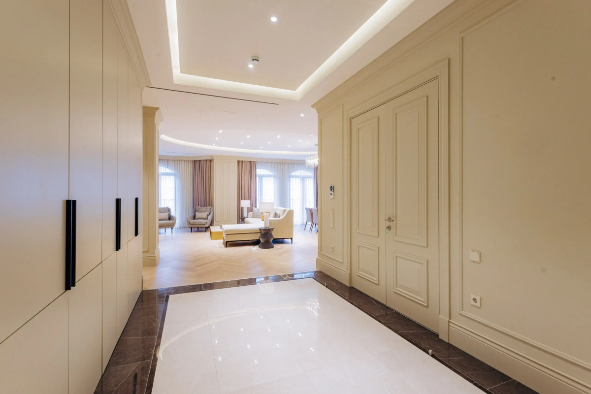 Апарт-отель Four Seasons