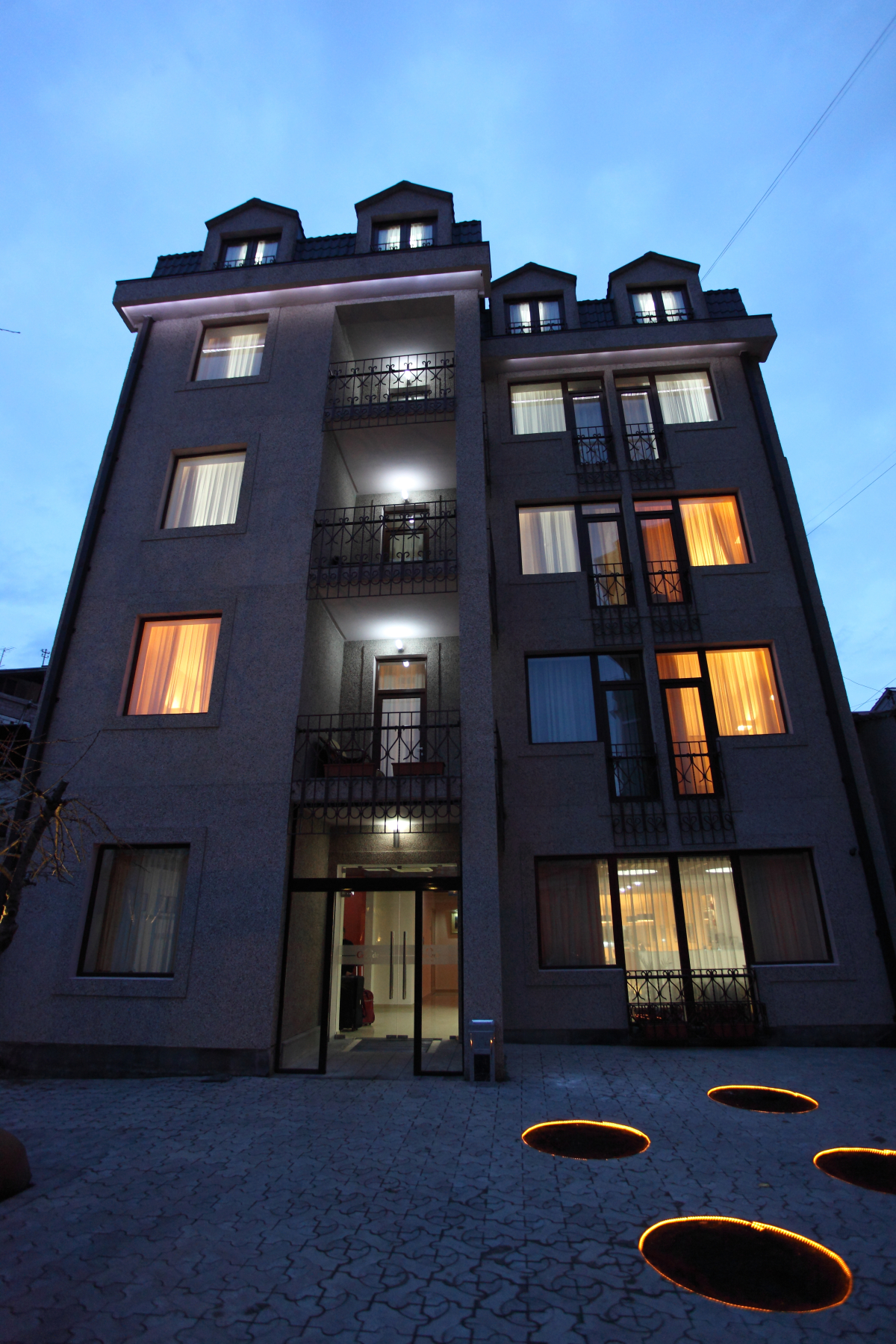 Отель Cascade Yerevan