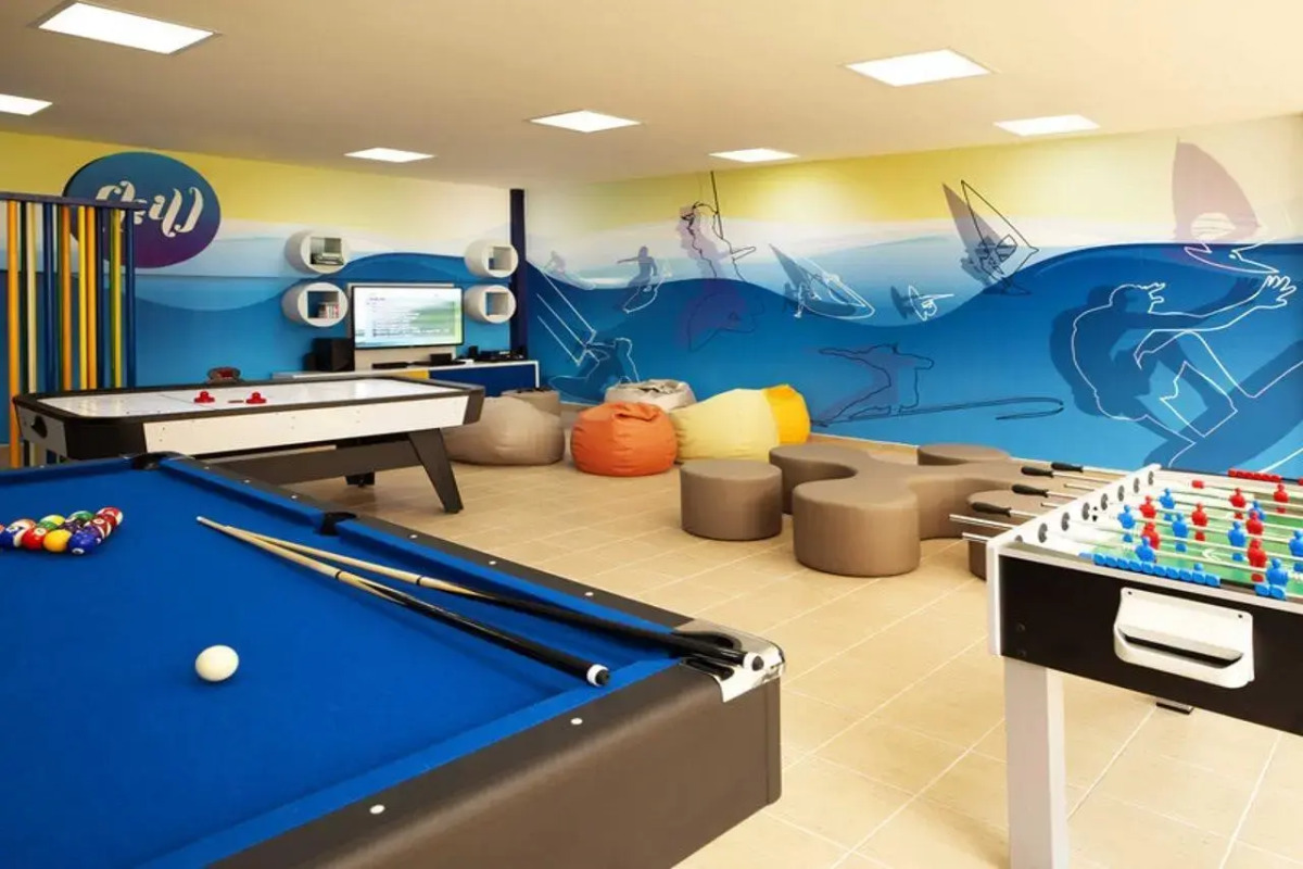 Курортный отель Anantara The Palm Dubai Resort