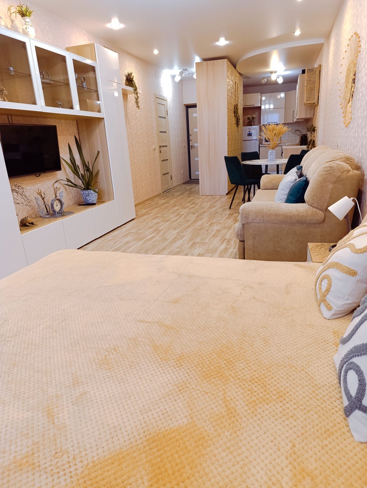 Квартира возле метро Красный проспект рядом МЦ Мешалкина