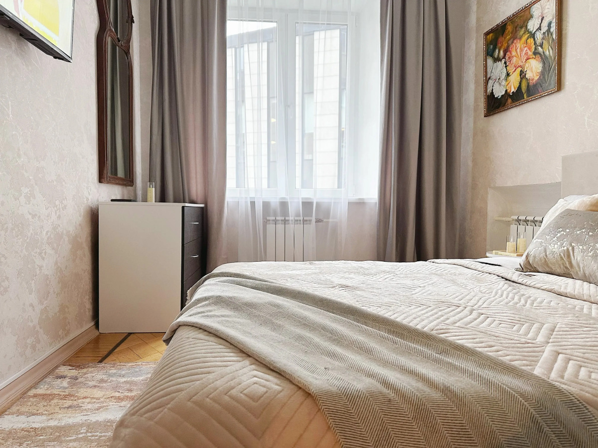 Квартира Четырехкомнатная Natali Apart на 8 Человек Около Патриарших Прудов в Центре Москвы