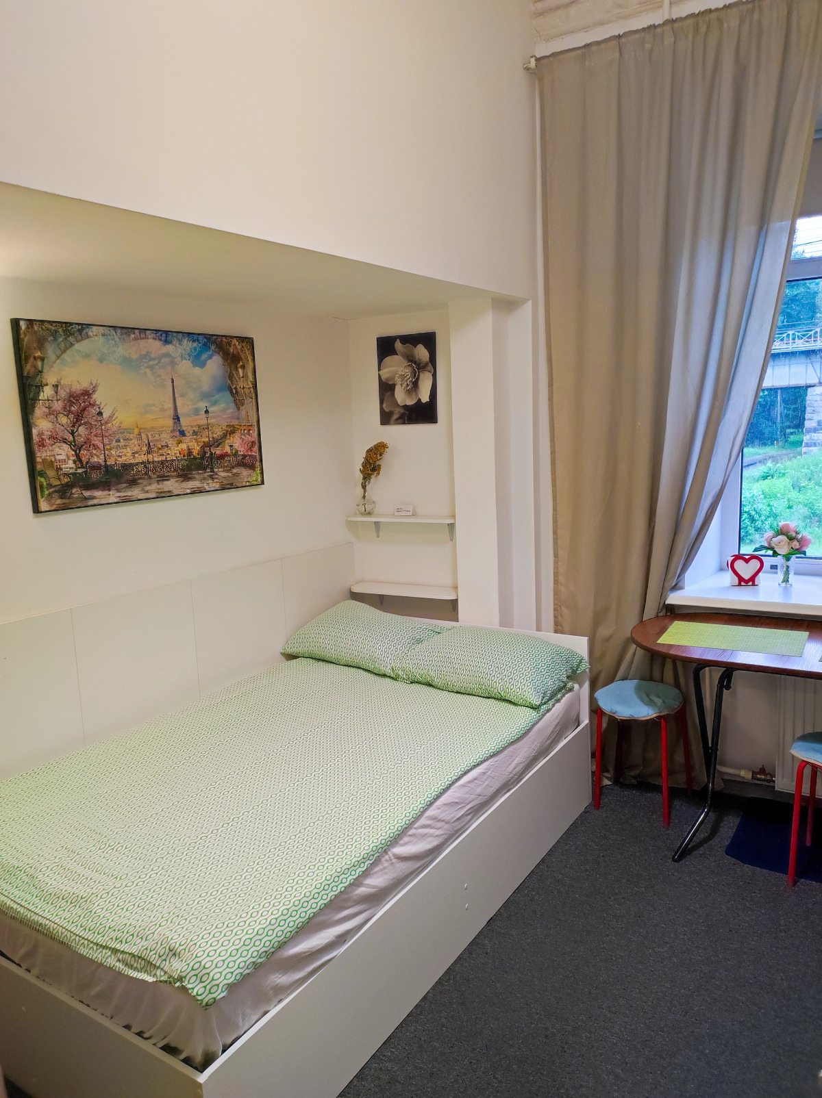 Апартаменты у Метро Лесная