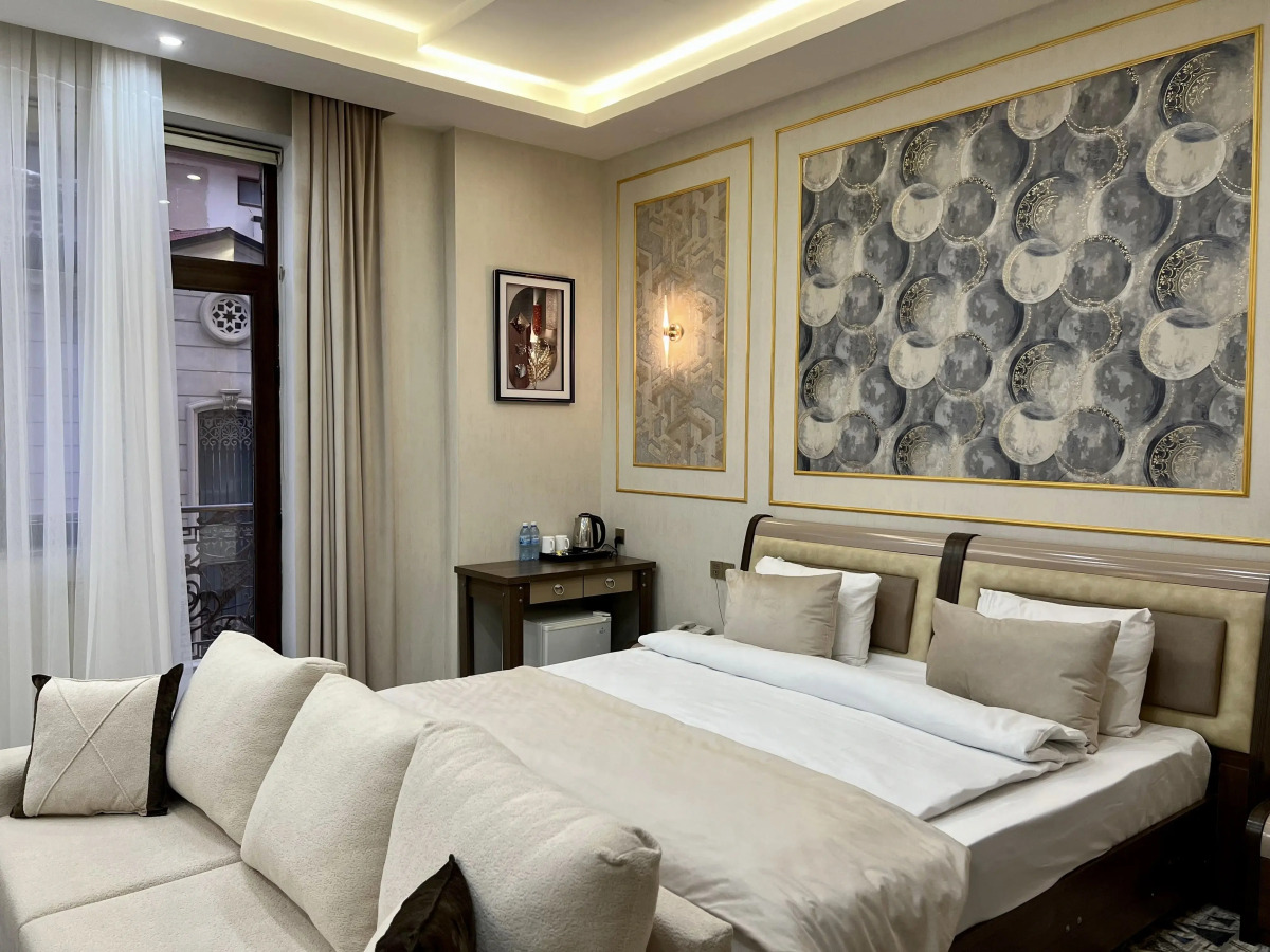 Отель Royal Mansion