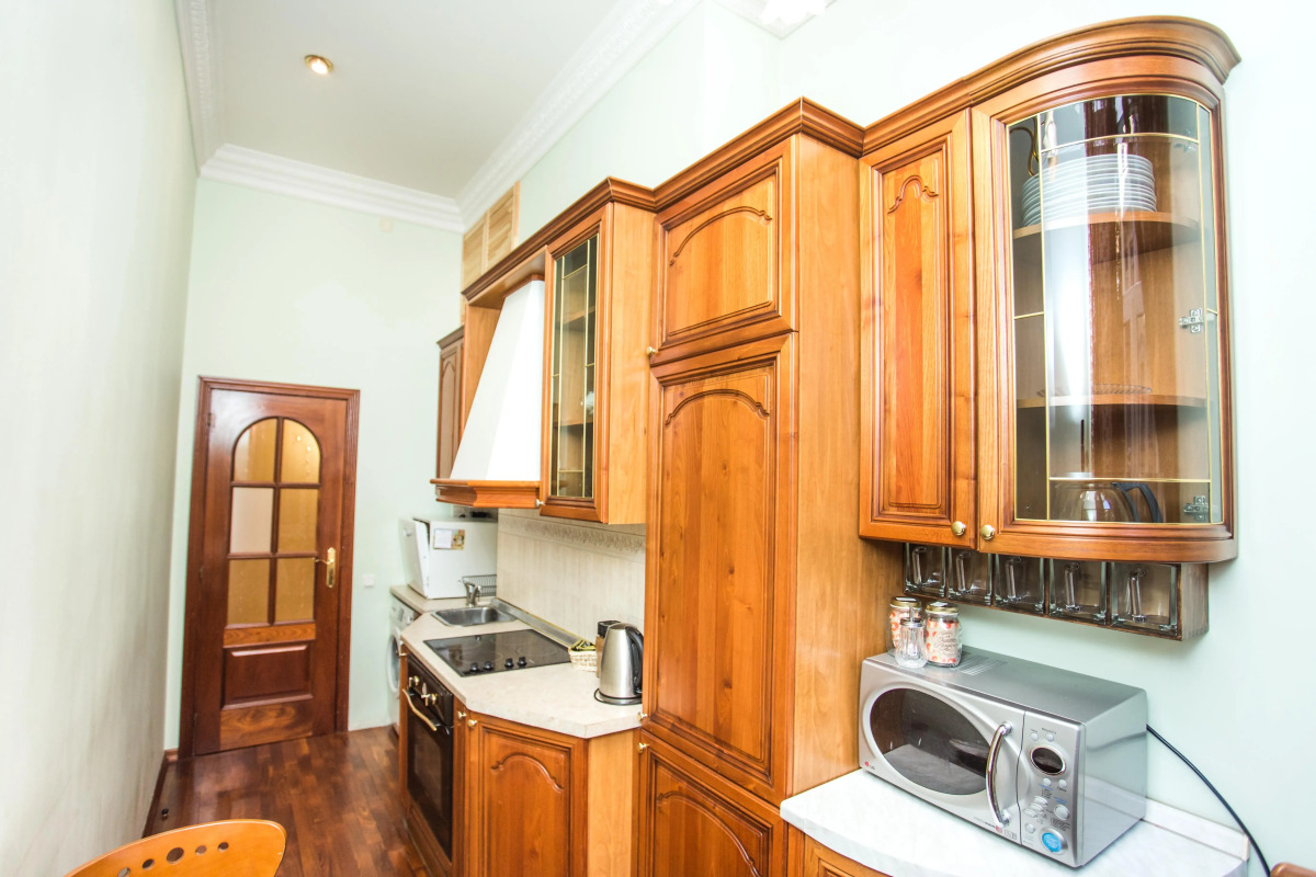 Апартаменты 3 комнатная квартира рядом с Исаакиевским собором и Невским проспектом