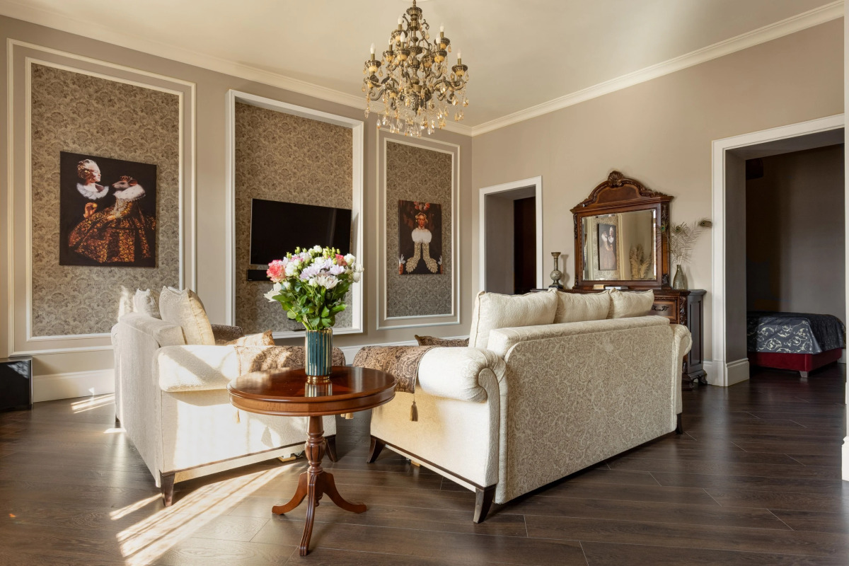 Апартаменты с Видом на Дом Книги и Казанский собор