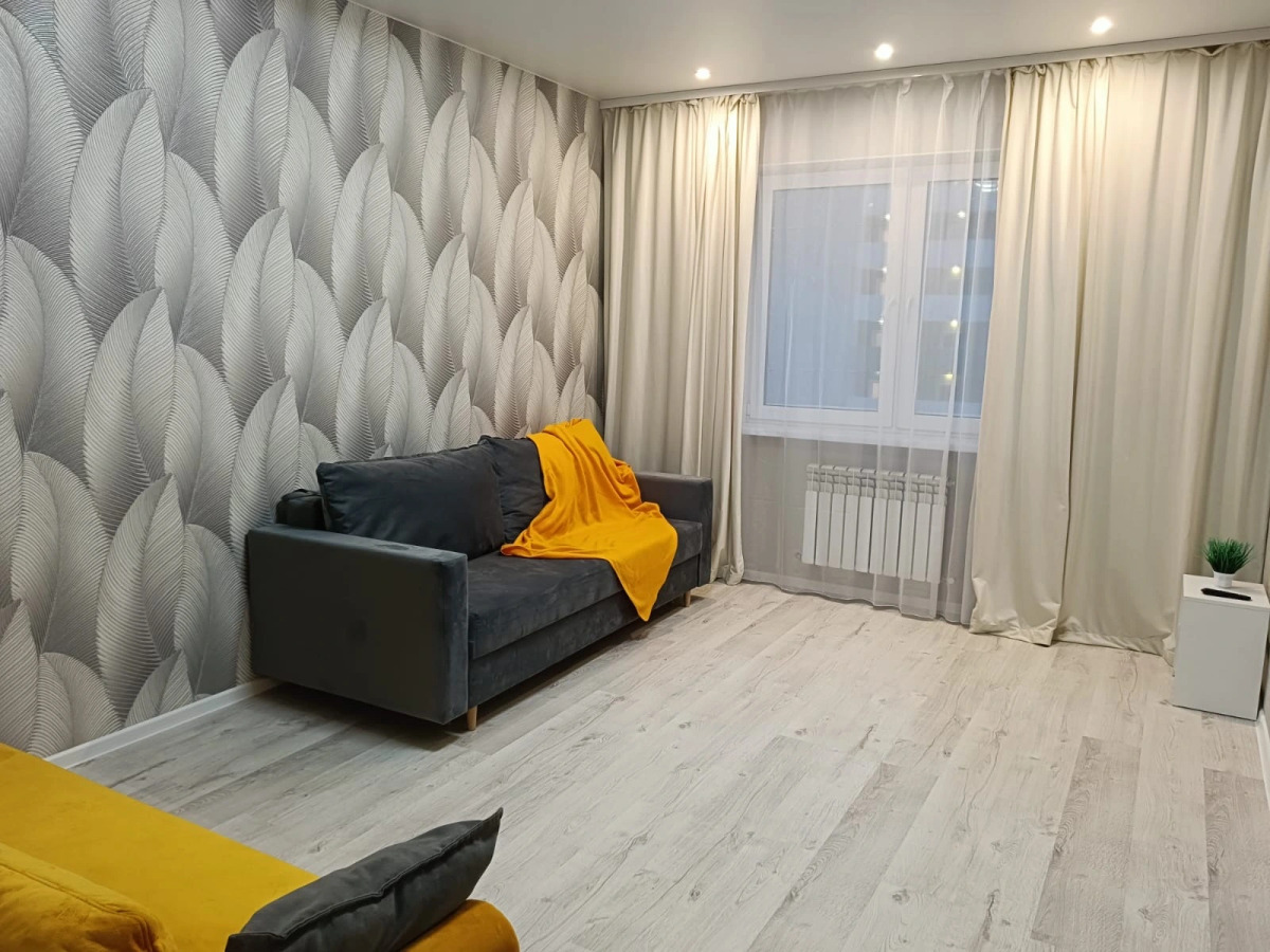 Квартира Теплая двухкомнатная квартира