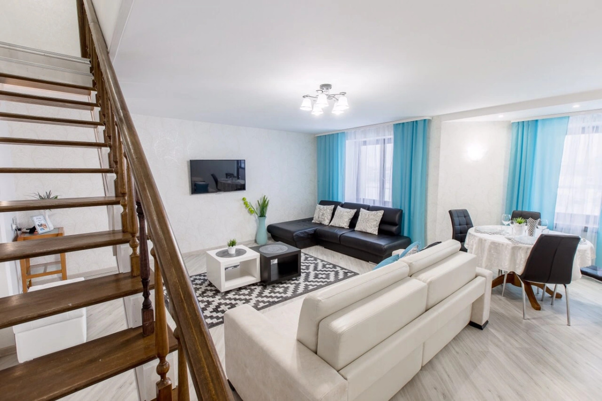 Апартаменты Четырехкомнатные с Видом на Набережную