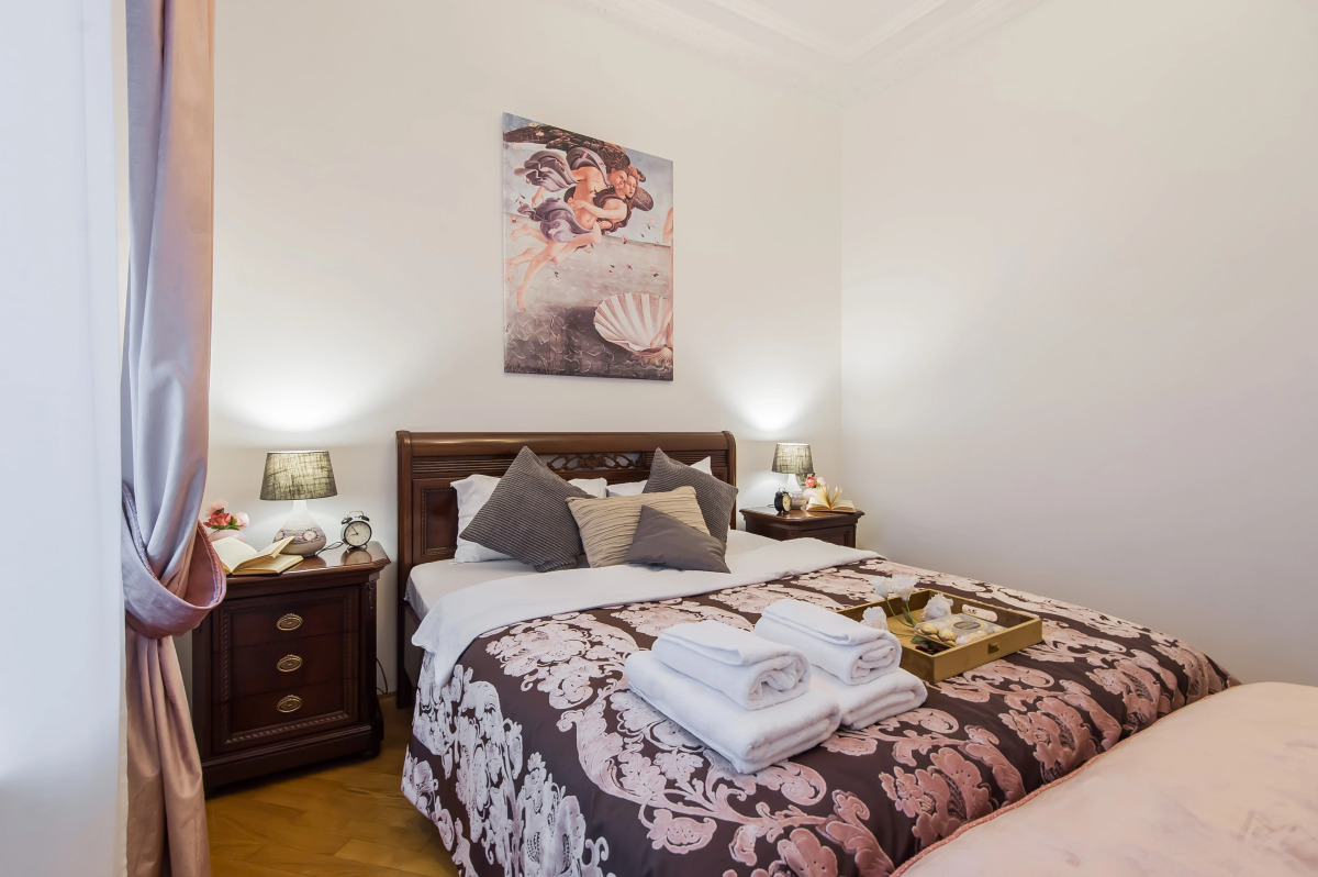 Квартира GM Apartments на 16 этаже Сталинской высотки