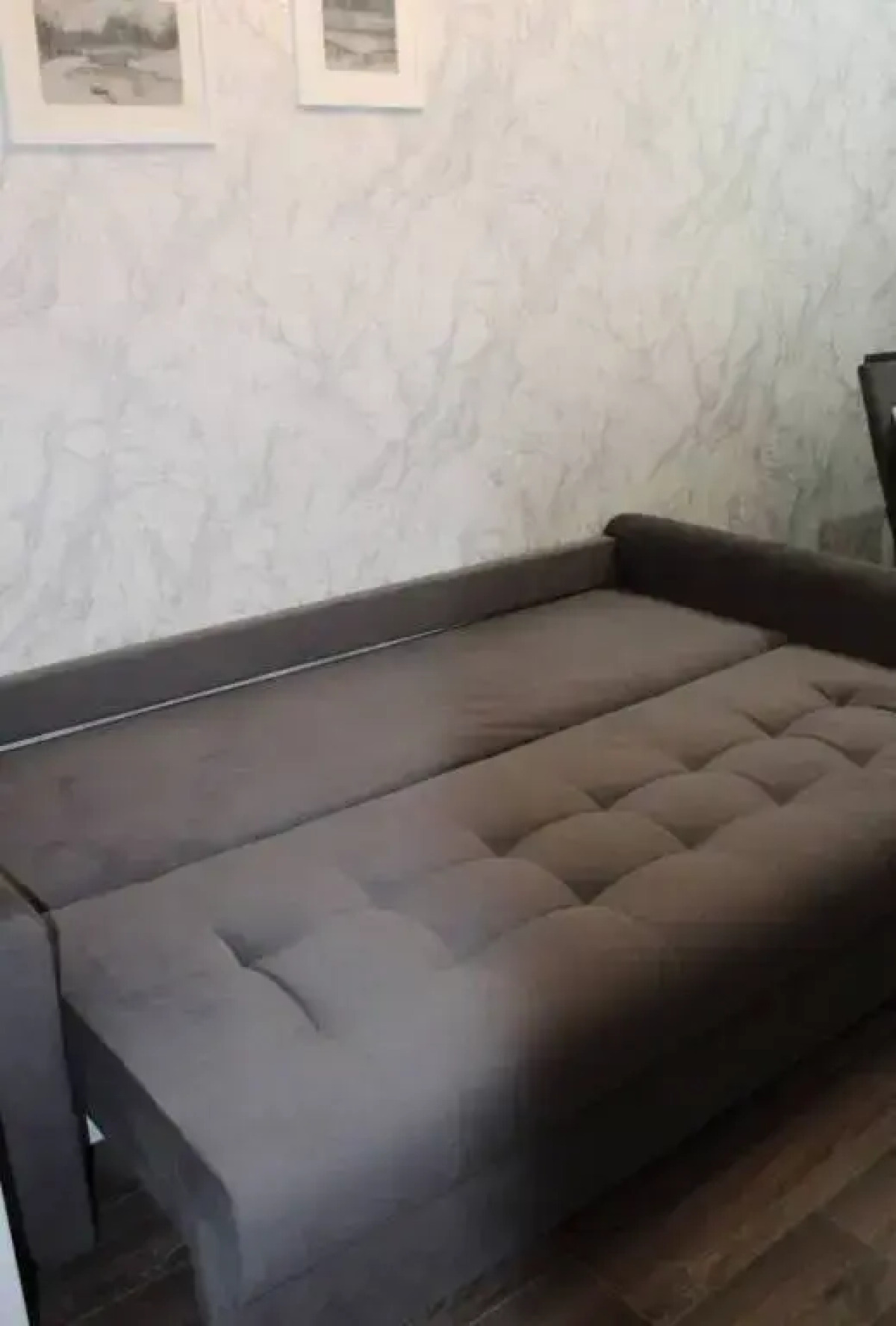 Атмосферная студия с большими окнами с комфортом разместит от двух человек, до 4-х человек от Уют и Комфорт НН