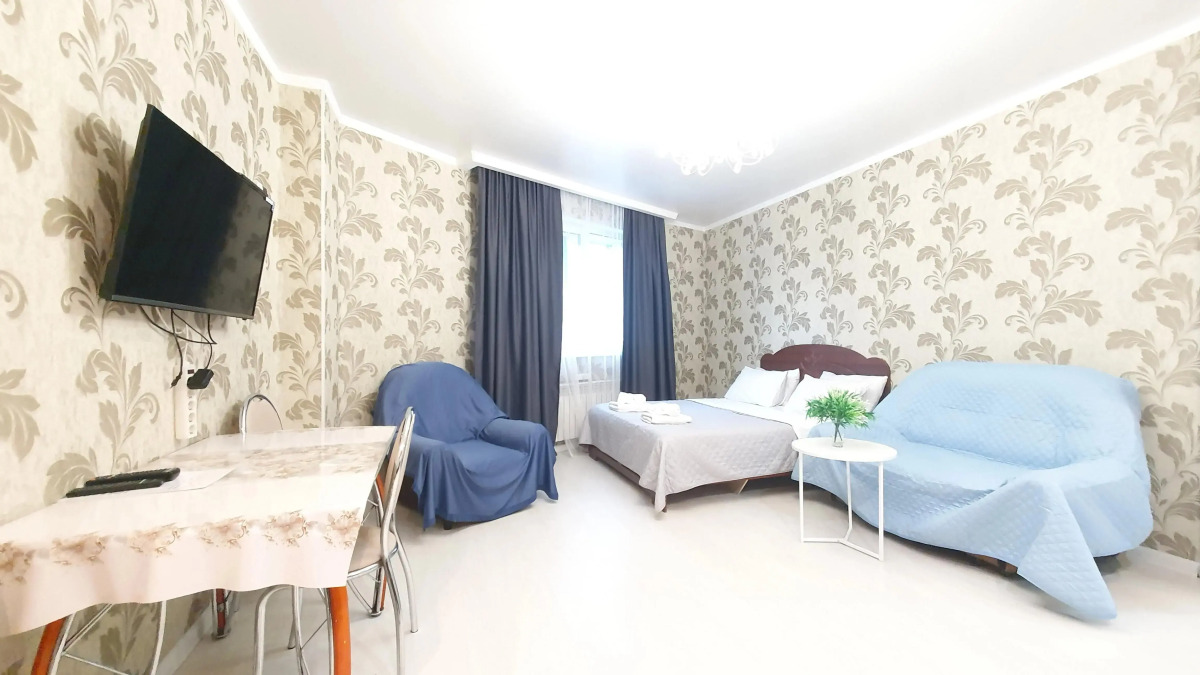 Апартаменты  с 2-мя кроватями и одноместный диван в центре Астаны