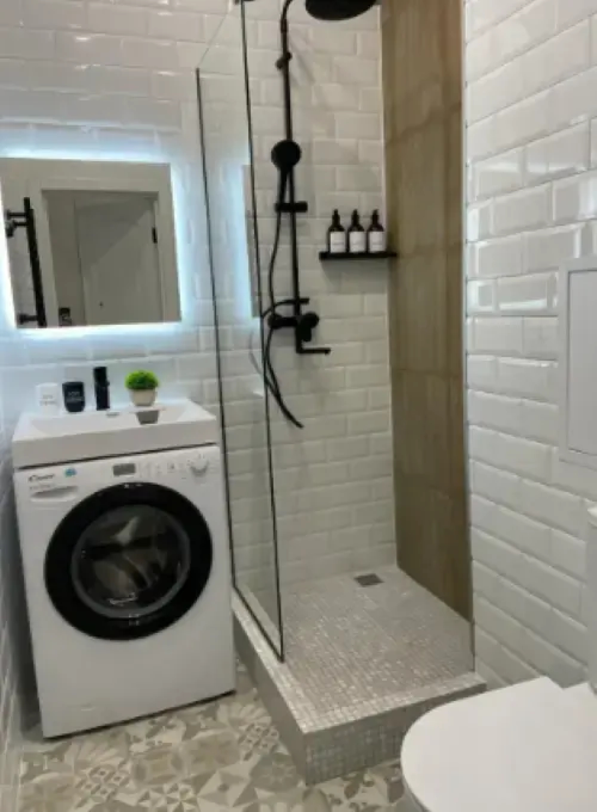 Квартира с парковкой в центре Санкт-Петербурга 1