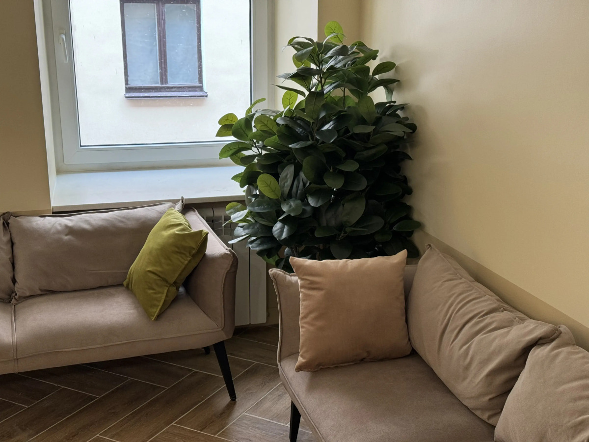 Отель Mirum Hotel