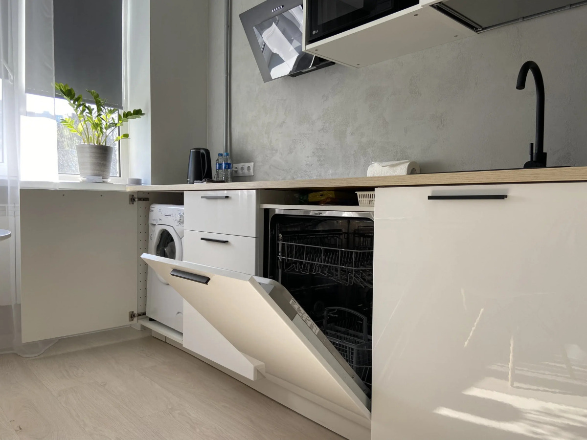 Квартира Holidays Apartment