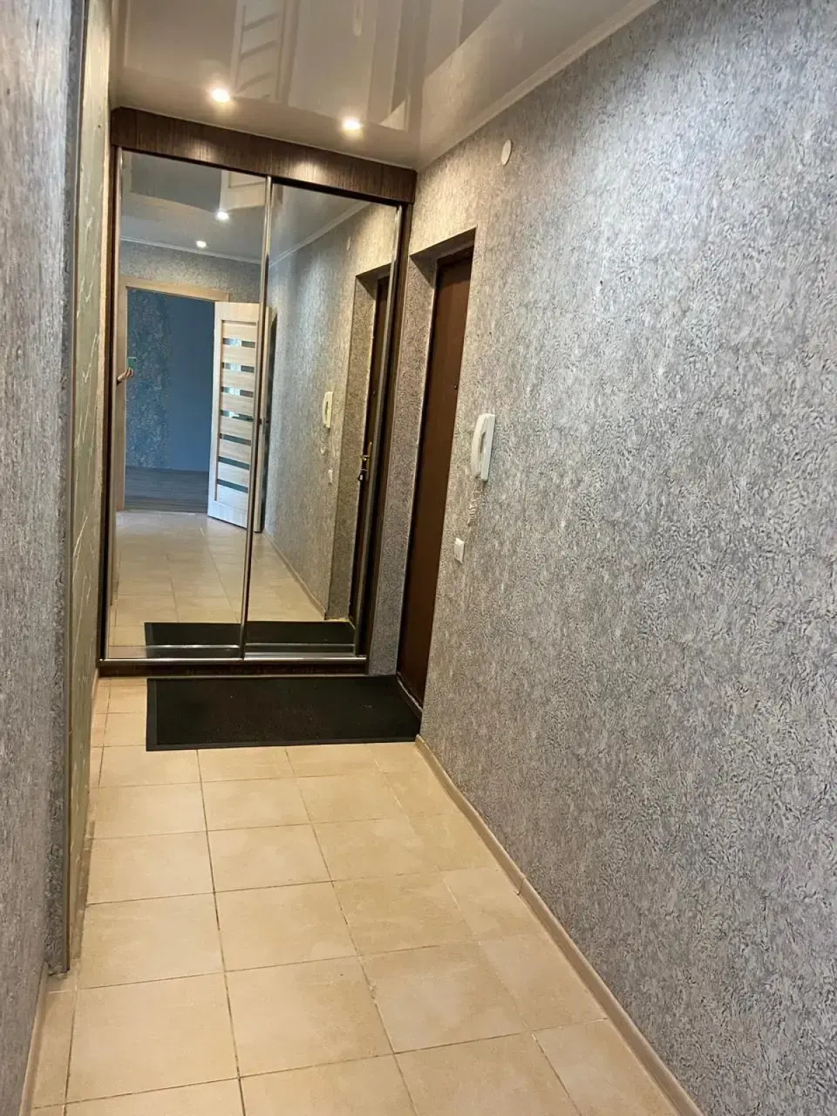 Квартира Уютная квартира в двух шагах от Рыбной деревни