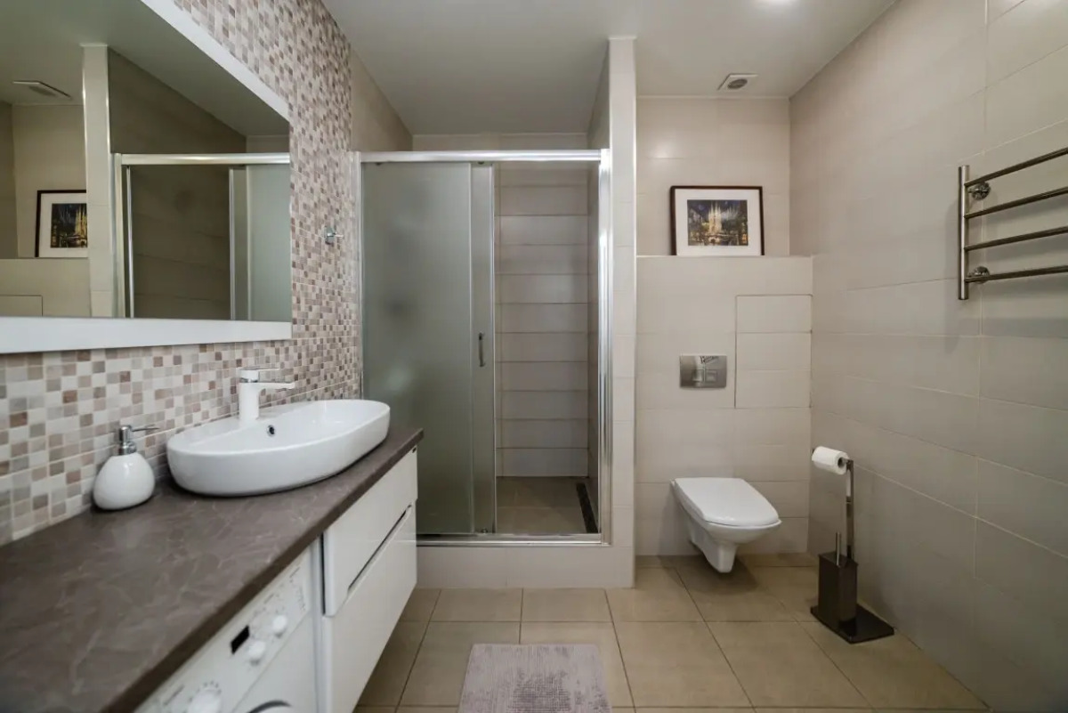 Апартаменты LikeHome Life - Калужская Букинист