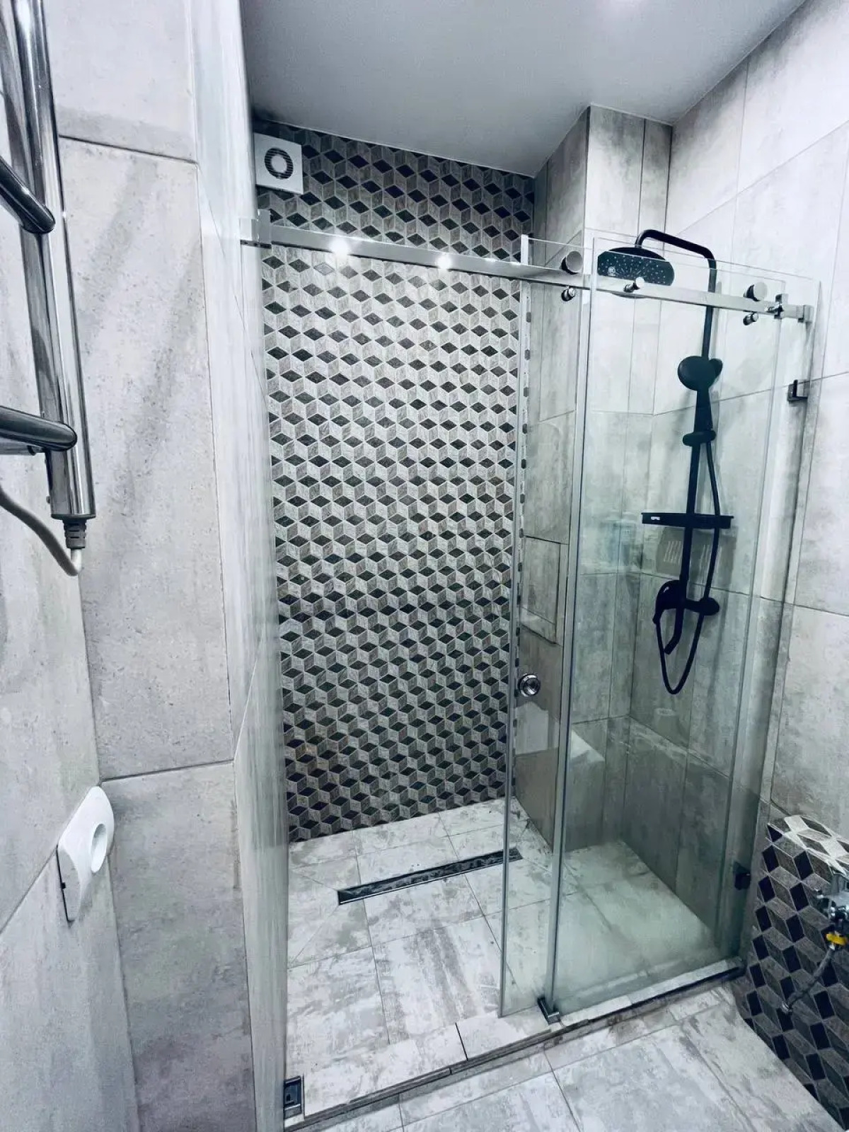 Апартаменты Тигровая 16А