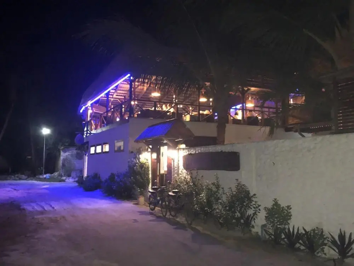 Вилла Dive Villa Thoddoo