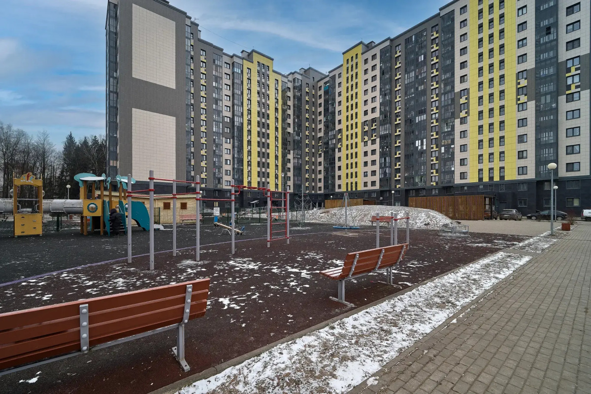 Квартира Однокомнатная с кроватью и диваном