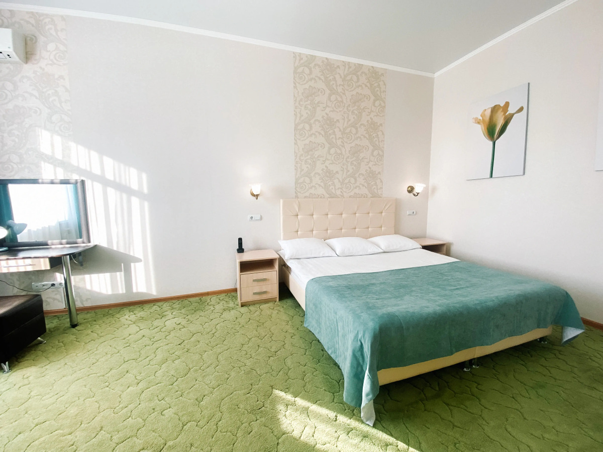 Гостинично-развлекательный комплекс Royal-Lime