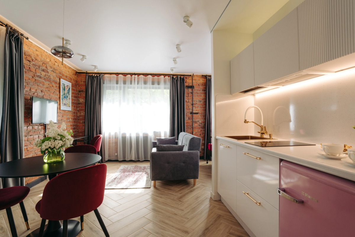 Апартаменты Live in Karelia на Андропова 9