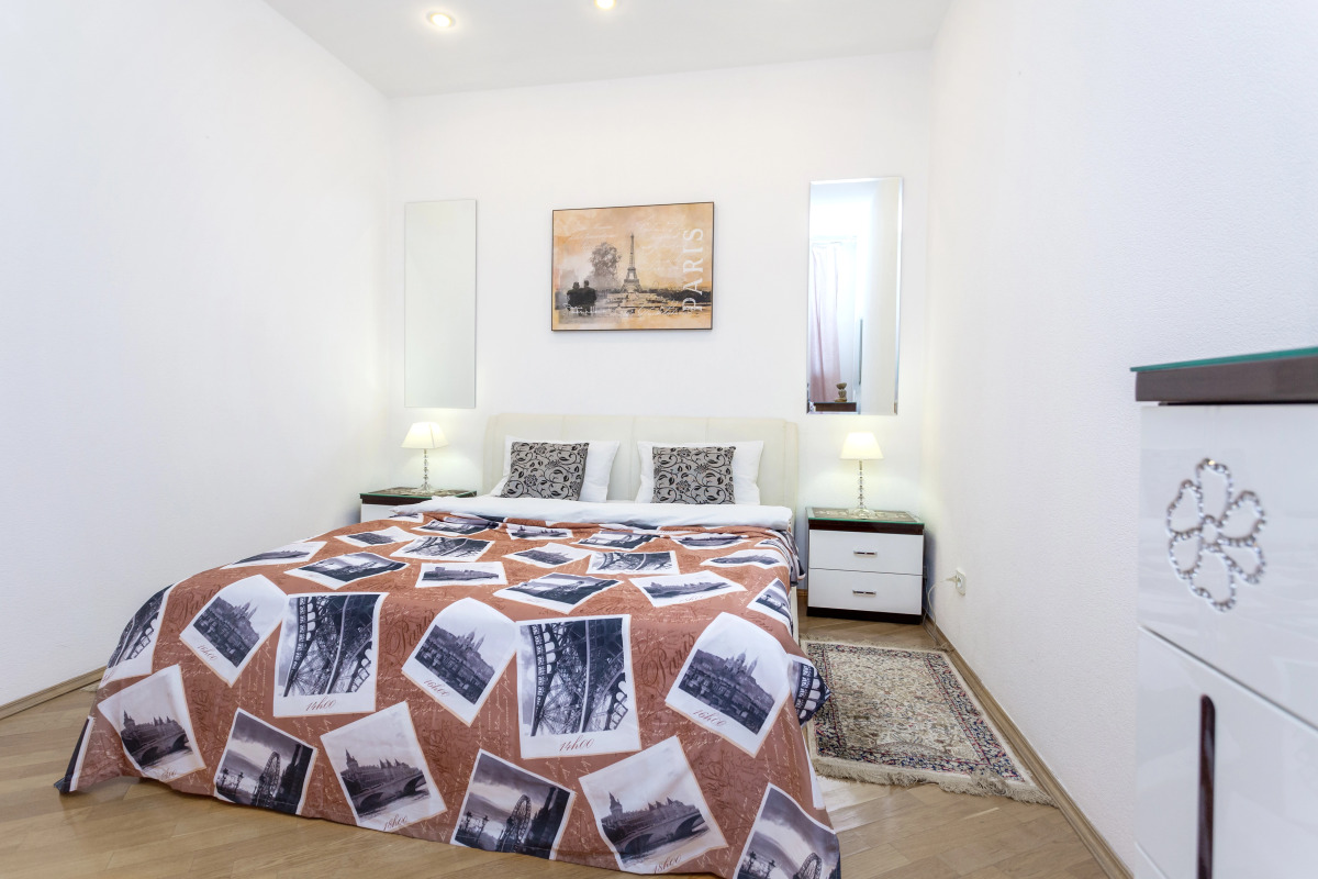 Апартаменты на Карла Маркса 8