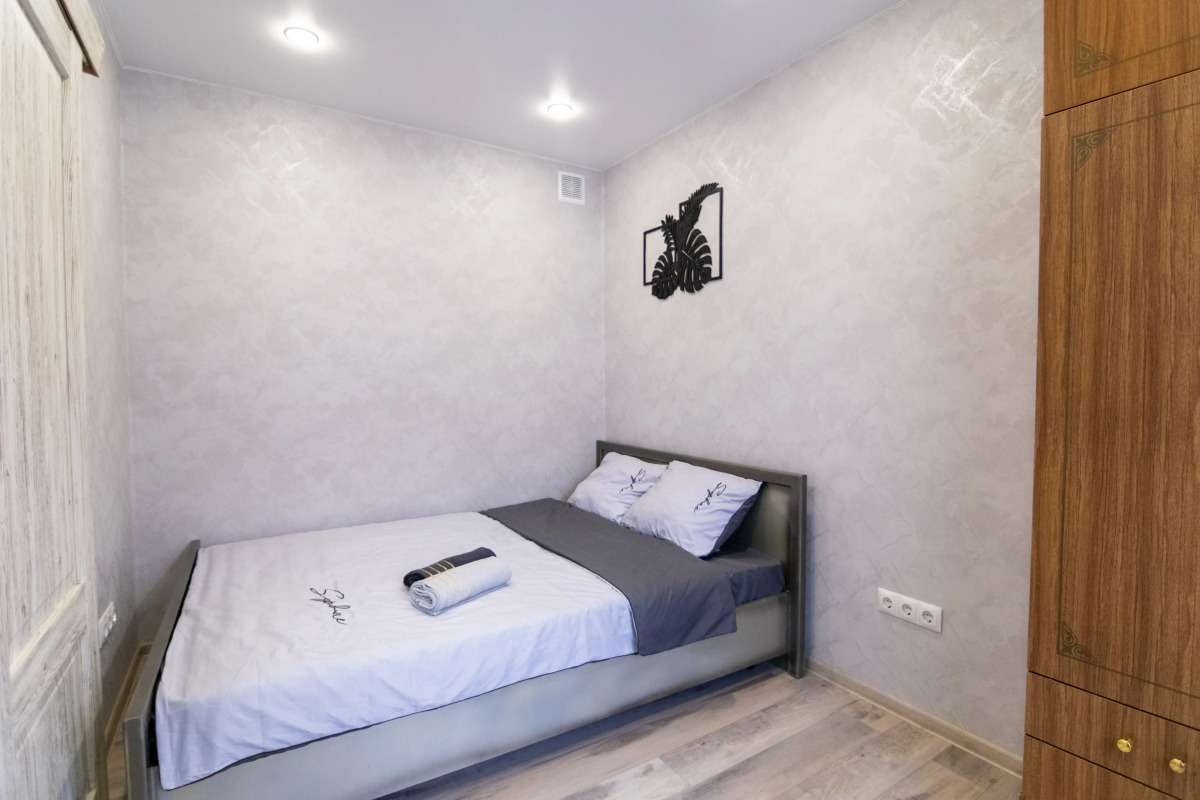 Апартаменты на главном проспекте города