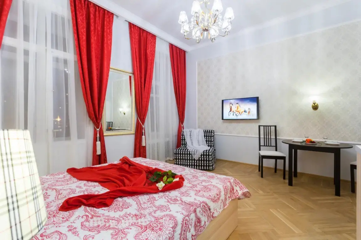 Апартаменты 2+1 Leohotels на Каменноостровском