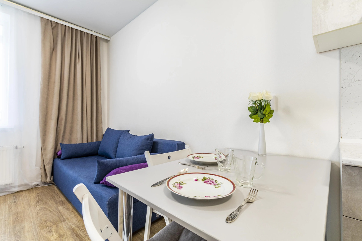 Квартира евродвушка BeGuest Крауля 89а для 4х гостей