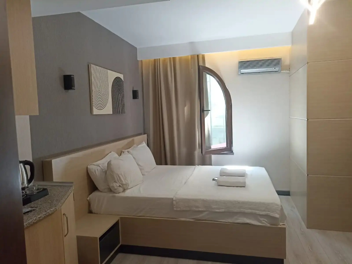 Falcon Palace Hotel
