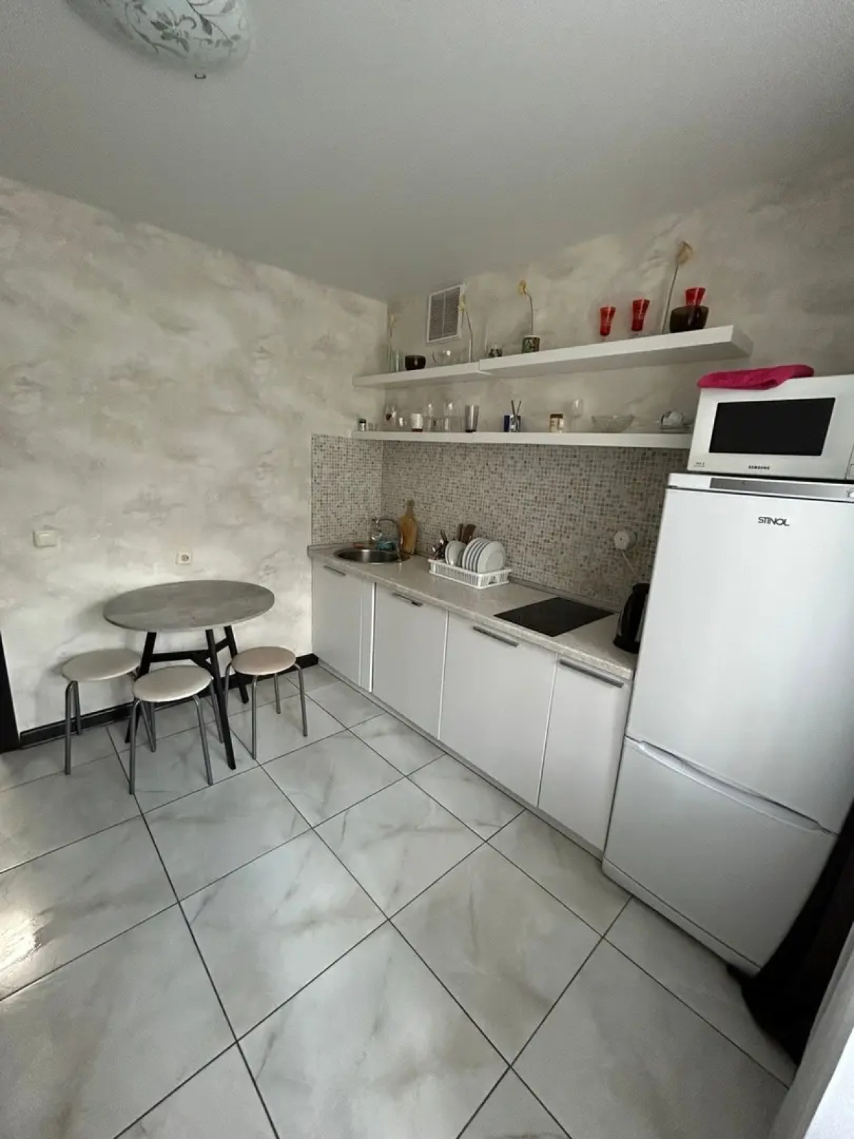 Апартаменты на Северо Западной 14