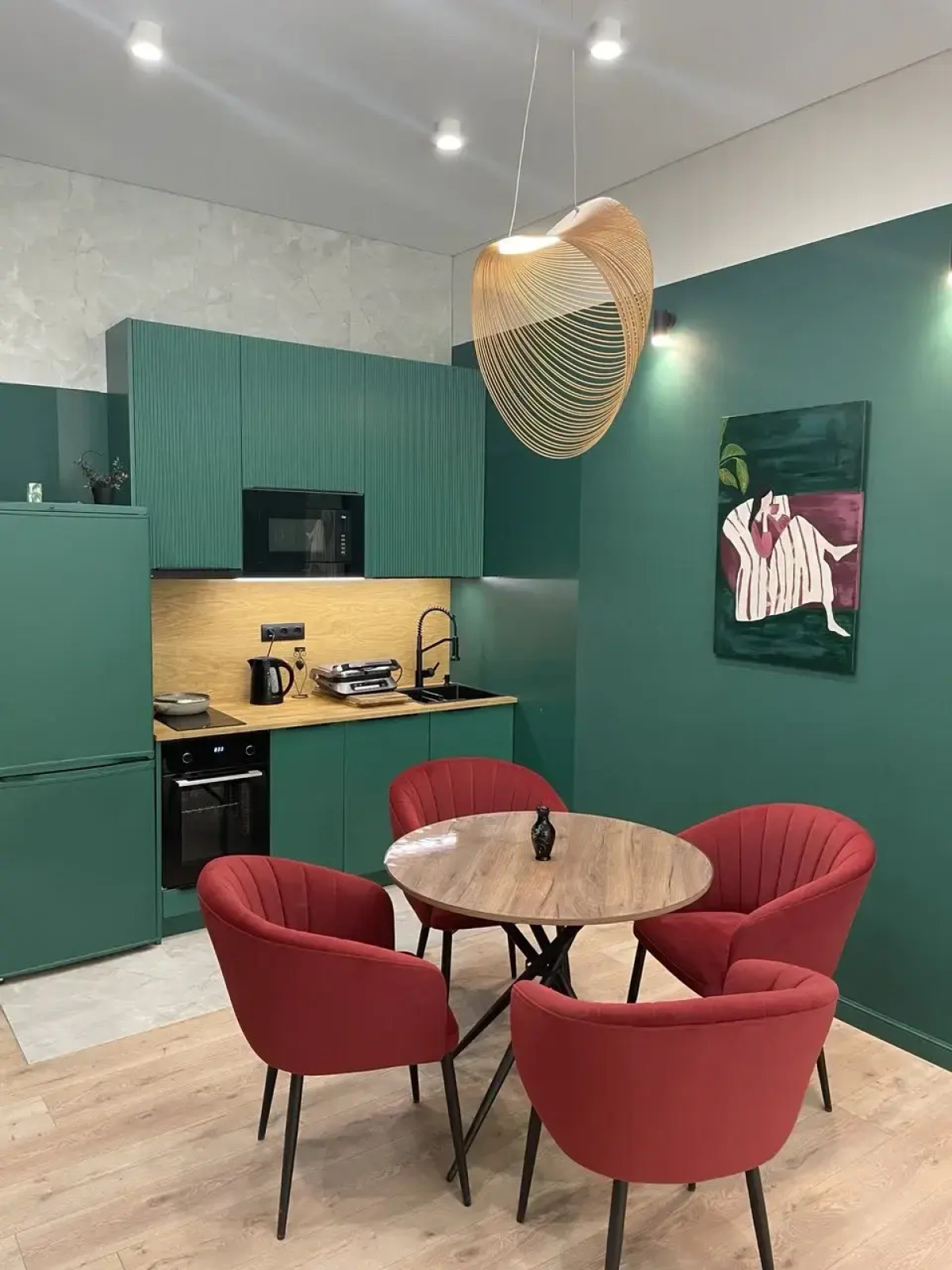 Квартира Уютная студия рядом с морем, в центре Гагры