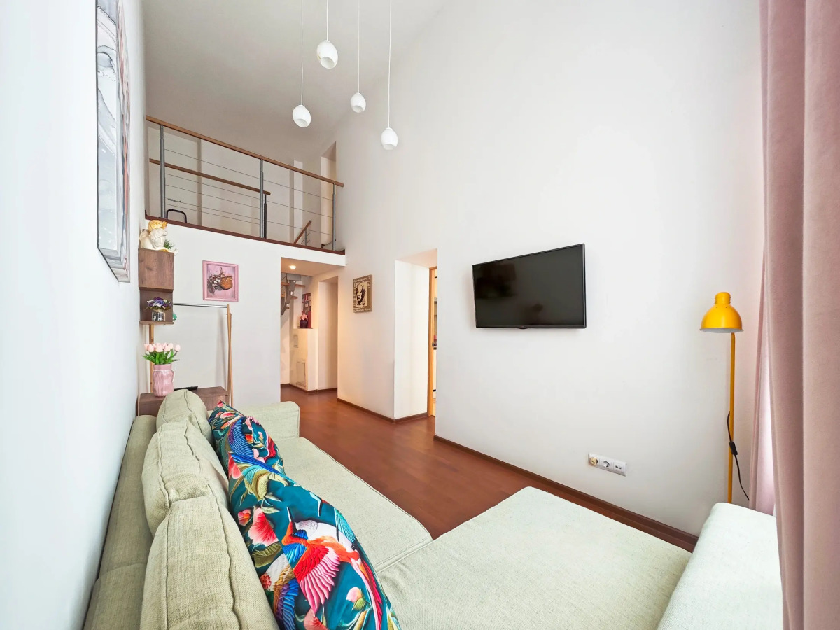 Апартаменты Невский 18 Николь и Мишель