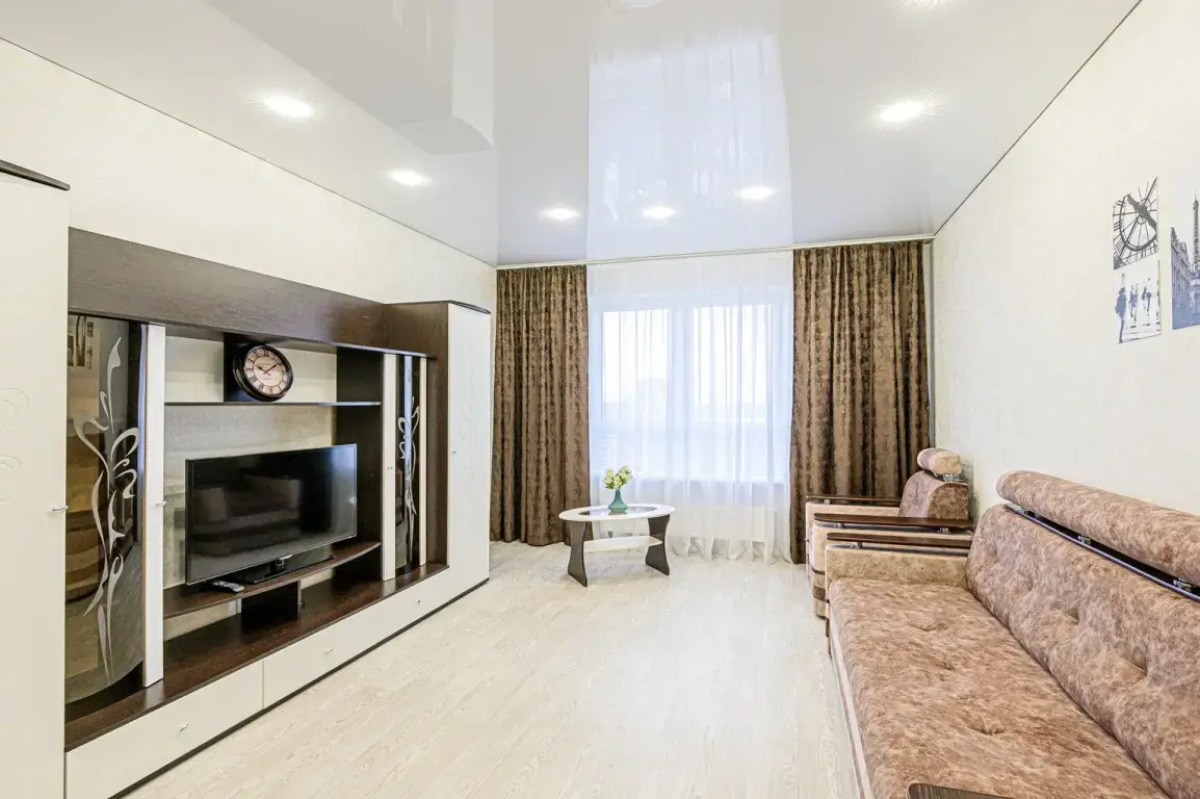 Апартаменты Stepanenkov на Большевистской 32 на 13 этаже